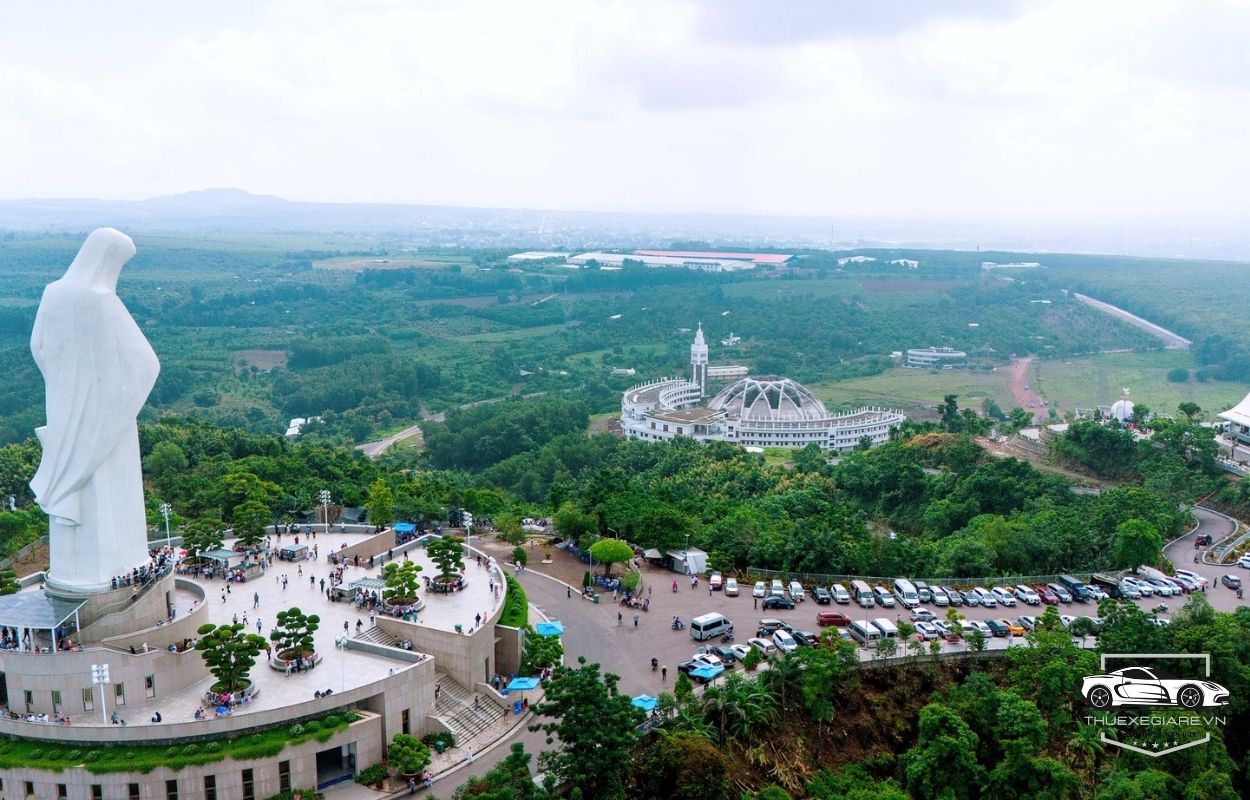 Thuê xe 7 chỗ đi Đức Mẹ Núi Cúi, Thuê xe du lịch Đức Mẹ Núi Cúi, Thuê xe hành hương Núi Cúi, Thuê xe đi Đan viện Xitô Thánh Mẫu Núi Cúi,